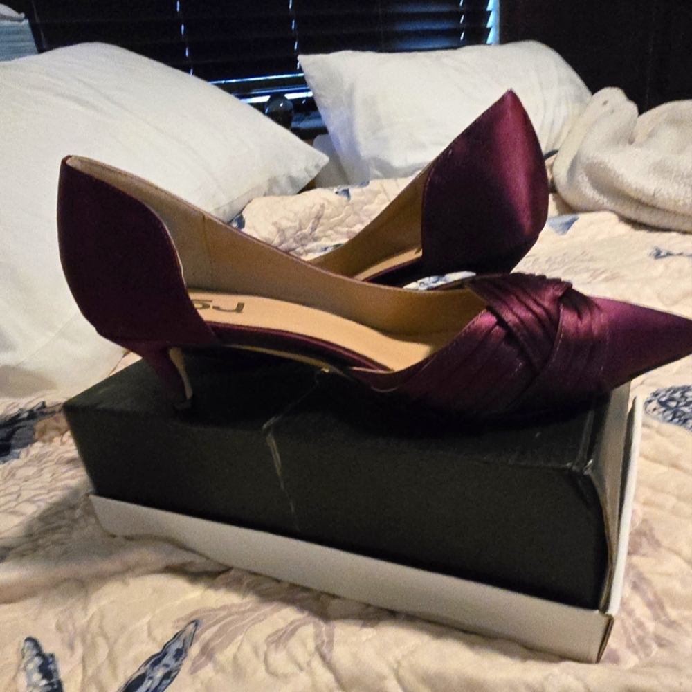 FSJ Purple Heels Elegant Design Size 8